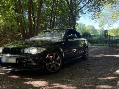 Gebraucht BMW 120 Cabriolet Sport Line 170 PS (125 kW) 2008 Schwarz Cabrio