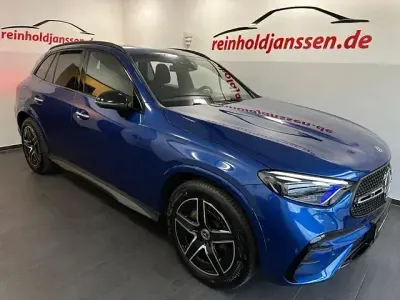 Gebraucht Mercedes GLC300 AMG 269 PS (197 kW) 2025 Blau SUV