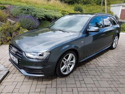 Gebraucht Audi A4 S-Line 190 PS (139 kW) 2015 Grau Kombi