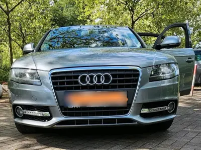 Gebraucht Audi A4 160 PS (117 kW) 2009 Grau Limousine