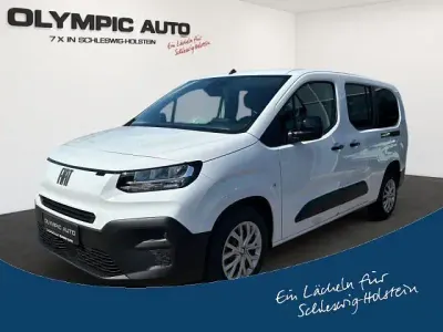 Gebraucht Fiat Doblò 131 PS (96 kW) 2025 Weiß Van / Kleinbus