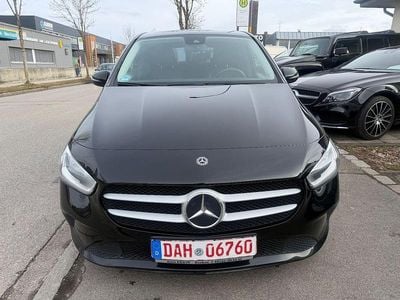 Usata Mercedes B180 116 CV (85 kW) 2020 Nero Monovolume
