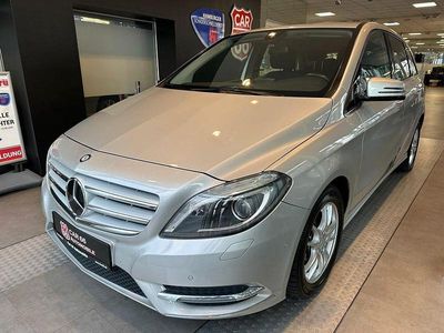 Gebraucht Mercedes B180 109 PS (80 kW) 2012 Silber Van / Kleinbus