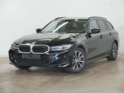 BMW 330e