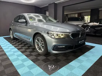Gebraucht BMW 520 Sport Line 190 PS (139 kW) 2017 Grau Limousine