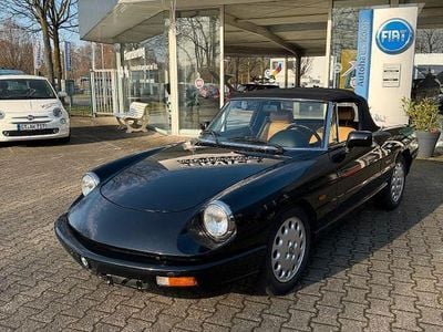 Gebraucht Alfa Romeo Spider 120 PS (88 kW) 1992 Schwarz Cabrio