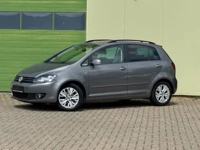 Gebraucht VW Golf VII Life 105 PS (77 kW) 2013 Grau Limousine