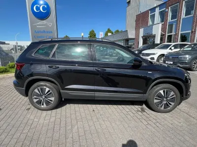 Gebraucht Skoda Karoq Tour 150 PS (110 kW) 2022 Schwarz SUV