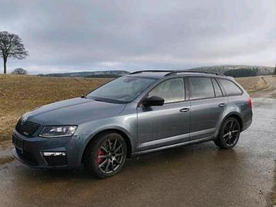 Grau Gebraucht 2015 Skoda Octavia RS Kombi | 9.500 € (Fairer Preis)