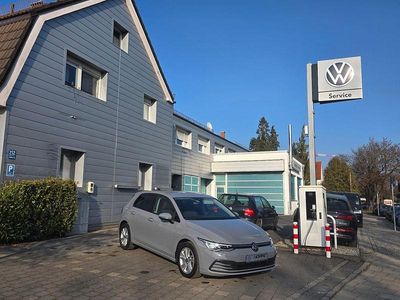 Gebraucht VW Golf VII Life 150 PS (110 kW) 2020 Grau Limousine