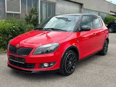 Gebraucht Skoda Fabia Monte Carlo 105 PS (77 kW) 2014 Rot Limousine