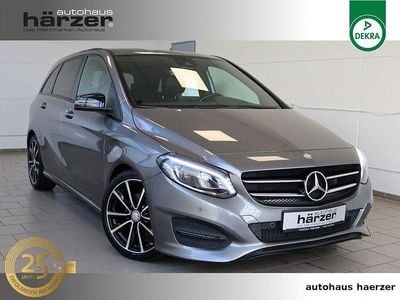 Gebraucht Mercedes B200 Urban 156 PS (114 kW) 2015 Grau Van / Kleinbus