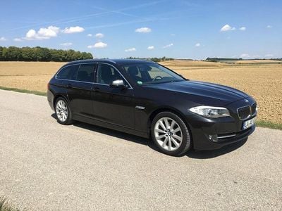 Gebraucht BMW 520 Sport Line 184 PS (135 kW) 2011 Grau Kombi