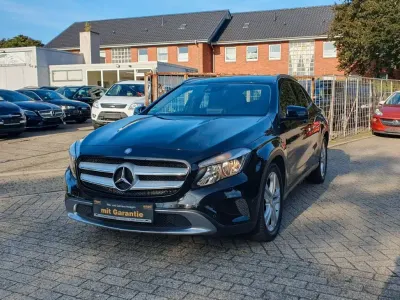 Gebraucht Mercedes GLA200 136 PS (100 kW) 2016 Schwarz SUV