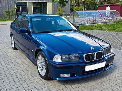 BMW 323 Compact