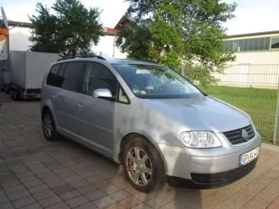 Gebraucht VW Touran Trendline 105 PS (77 kW) 2004 Silber Van / Kleinbus