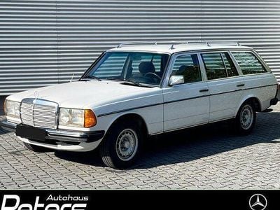 Weiß Gebraucht 1983 Mercedes 300 | 18.880 €
