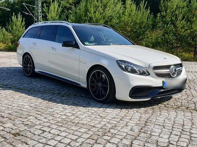 Mercedes E63S AMG