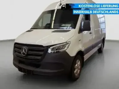 Gebraucht Mercedes 320 114 kW (156 PS) 2024 Weiss Van / Kleinbus