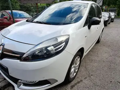 Gebraucht Renault Scénic III Bose Edition 132 PS (97 kW) 2014 Weiß Van / Kleinbus