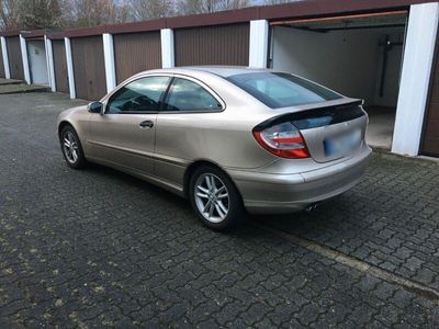 gebraucht Mercedes C180 Sportcoupé - Rentner, Garage, 84k km, TÜV