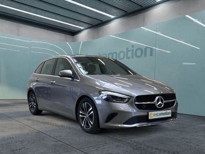 Gebraucht Mercedes B200 Progressive 150 PS (110 kW) 2025 Grau Van / Kleinbus