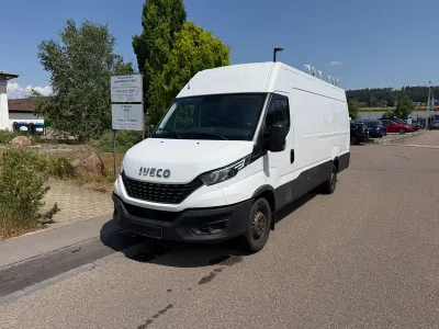 Gebraucht Iveco Daily 155 PS (114 kW) 2021 Weiß Limousine