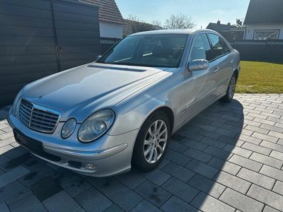 Mercedes E220