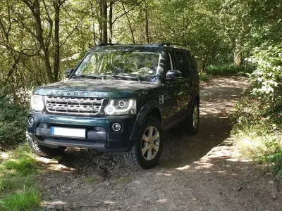 Gebraucht Land Rover Discovery 4 HSE 256 PS (188 kW) 2015 Grün SUV