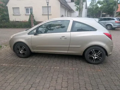 Gebraucht Opel Corsa 60 PS (44 kW) 2007 Gold Kleinwagen