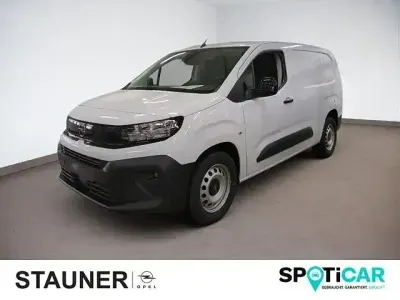 Gebraucht Opel Combo 131 PS (96 kW) 2025 Kaolin weiß Van / Kleinbus