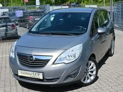 Gebraucht Opel Meriva Edition 101 PS (74 kW) 2010 Grau Van / Kleinbus