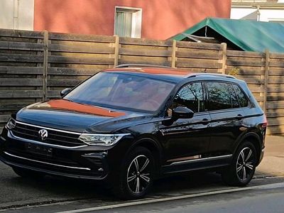 Schwarz Gebraucht 2022 VW Tiguan Active SUV | 22.500 € (Guter Preis)