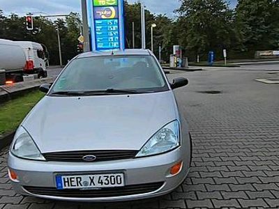 Usata Ford Focus 115 CV (84 kW) 1999 Argento Station wagon