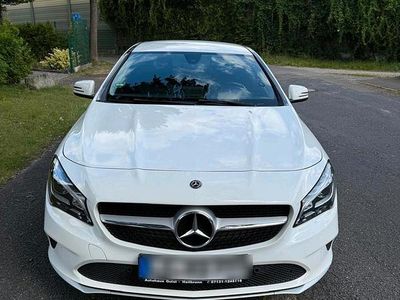 Usata Mercedes CLA220 125 CV (91 kW) 2018 Bianco Berlina