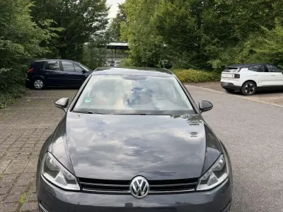 Gebraucht VW Golf VII LOUNGE 150 PS (110 kW) 2015 Grau Kleinwagen