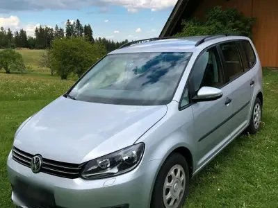Gebraucht VW Touran 105 PS (77 kW) 2013 Silber Van / Kleinbus