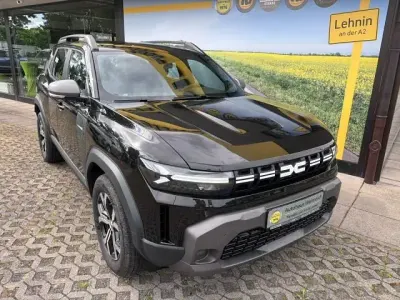 Gebraucht Dacia Duster 131 PS (96 kW) 2025 Perlmuttschwarz SUV