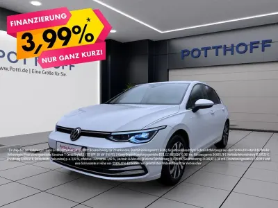 Brugt VW Golf VIII Active 150 HK (110 kW) 2023 Hvid Sedan