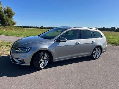 Silber Gebraucht 2018 VW Golf VII Highline Kombi | 18.400 € (Fairer Preis)