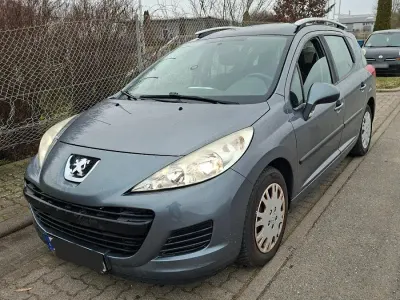 Gebraucht Peugeot 207 95 PS (69 kW) 2011 Grau Kombi