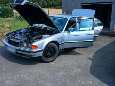 Gebraucht BMW 728 193 PS (141 kW) 1996 Silber Limousine
