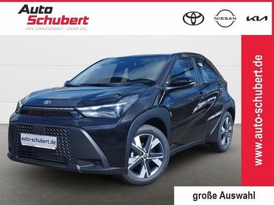 Neu Toyota Aygo X Active 117 PS (86 kW) 2026 Schwarz SUV