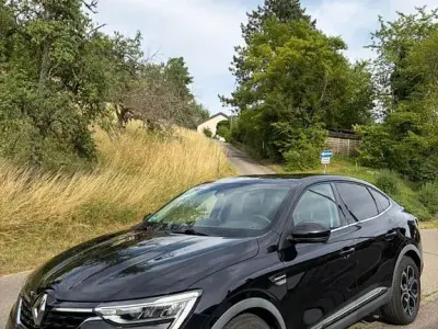 Gebraucht Renault Arkana Intens 140 PS (102 kW) 2022 Schwarz SUV