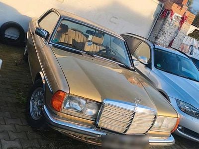 Gebraucht Mercedes 230 1983 Gold Coupé