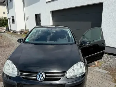 Gebraucht VW Golf V 75 PS (55 kW) 2005 Schwarz Kleinwagen