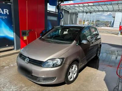 Gebraucht VW Golf Plus Cross Comfortline 122 PS (89 kW) 2009 Grau Kleinwagen