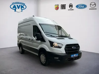 Second-hand Ford Transit Trend 131 CP (96 kW) 2023 Alb Monovolum