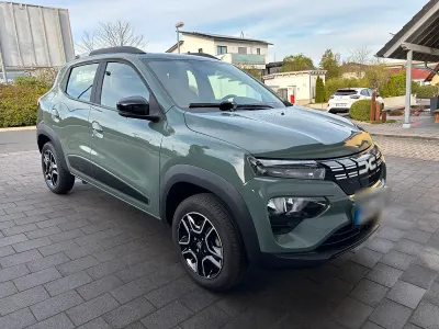 Gebraucht Dacia Spring 33 kW (45 PS) 2023 Grün Kleinwagen