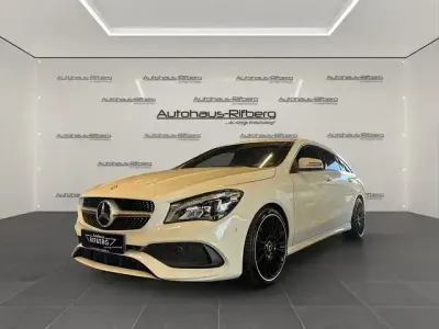 Gebraucht Mercedes CLA180 Shooting Brake AMG line 122 PS (89 kW) 2016 Weiß Kombi
